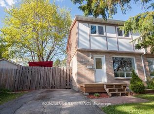 183 McElroy Dr, Ottawa, ON K2L 1X7