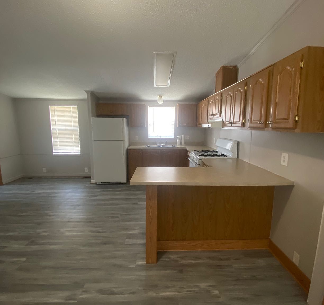 8315 Whitehorn Ln, Fenton, MI 48430 Zillow