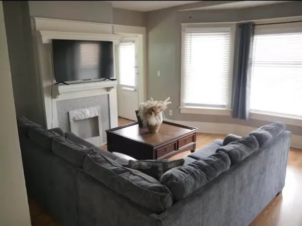 (undisclosed Address), Cleveland, OH 44102