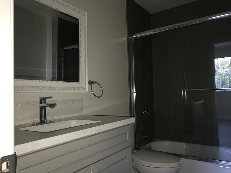 5302 Cleon Ave #106 — Photo 12