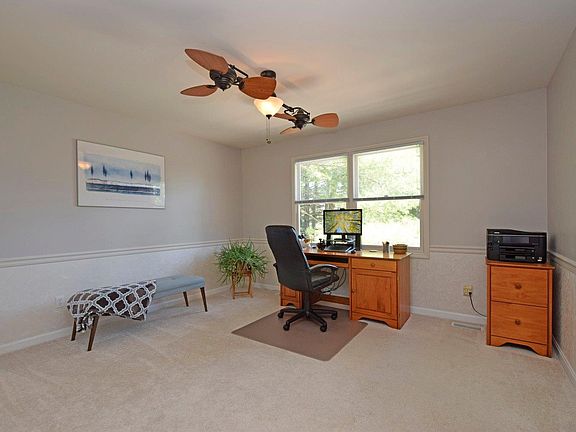 2nd image of 2801 E Cove Ln