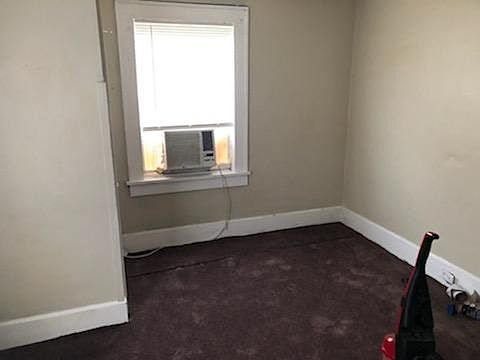 5th image of 978 9th Ave S