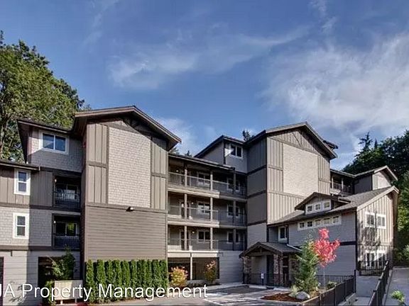 2nd image of 18609 SE Newport Way APT 203