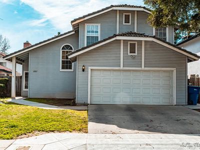 3567 W Dovewood Ln, Fresno, CA, 93711