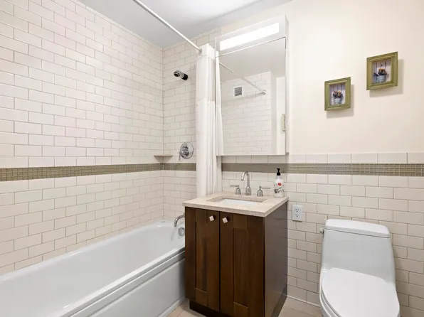 640 West 237th Street image 9 of 11