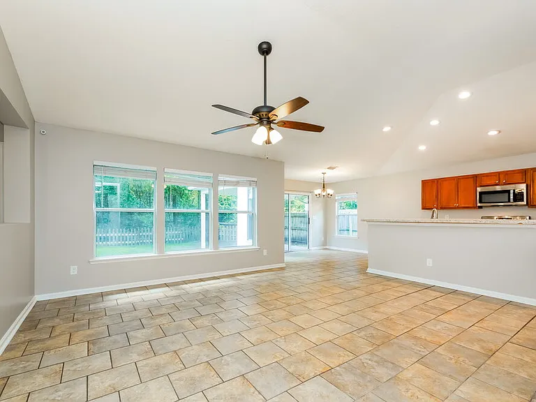 12616 Pine Marsh Way — Photo 4