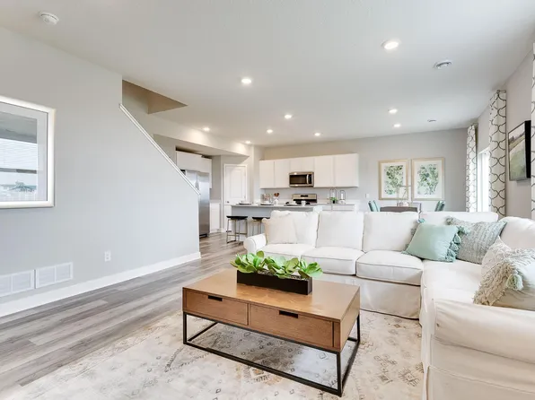 23359 Ashbury Dr, Rogers, MN 55374