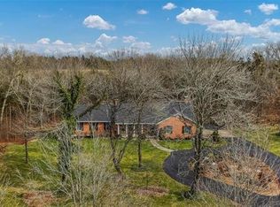 154 Country Squire Ln, Washington, MO 63090