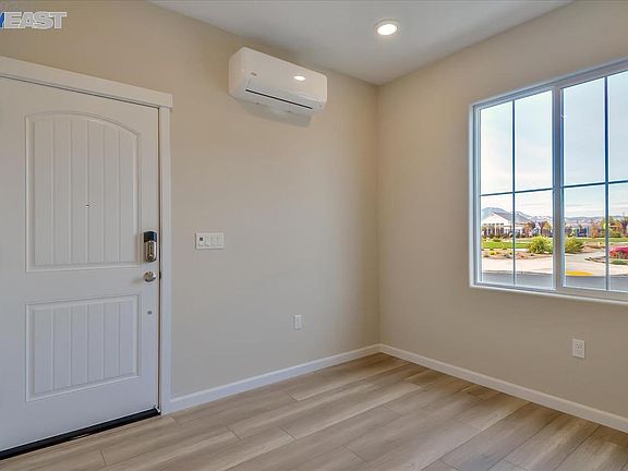 2nd image of 5340 Guenoc Valley Ln