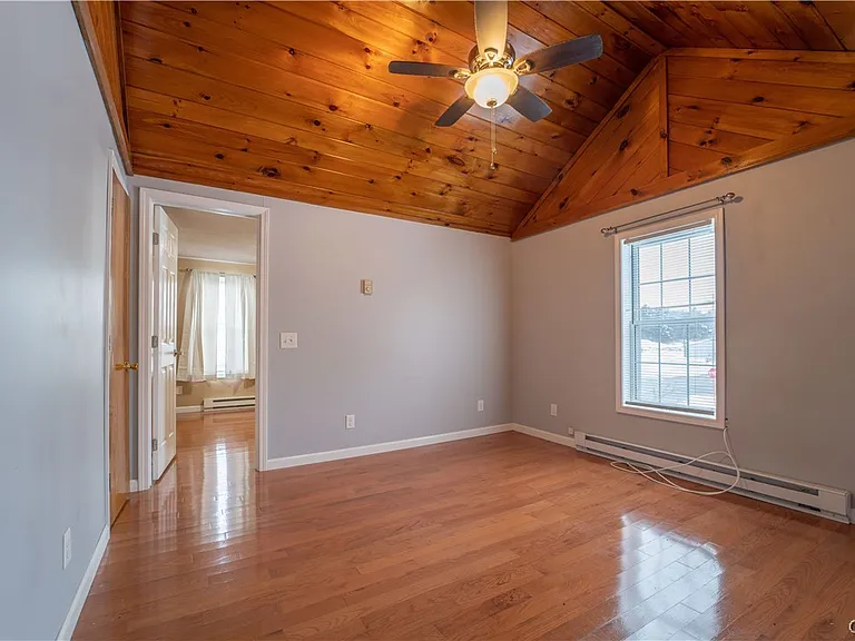 102 N Helmer Ave #3 — Photo 12