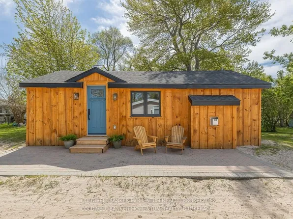 12221 Lakeshore Rd, Wainfleet, ON L0S 1V0