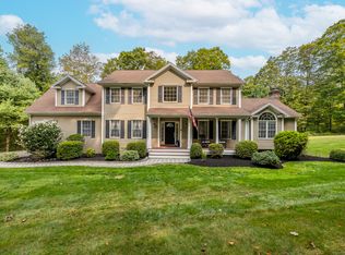 4 Christopher Ct, Oxford, CT 06478