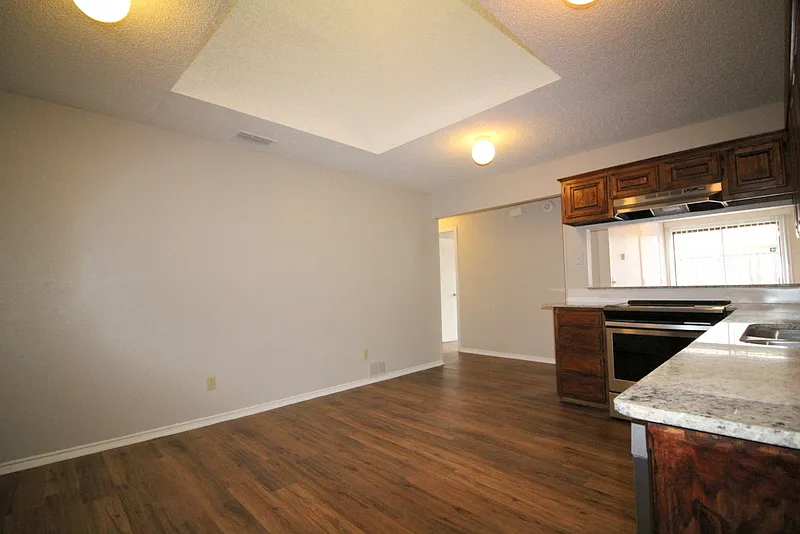 Building Photo - 12029 Leisure Way