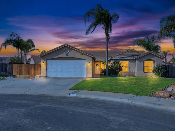 1964 N Fitzgerald Ln, Hanford, CA 93230