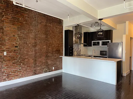 Rented by Oxford Property Group | media 9