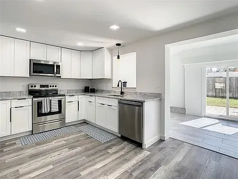 8450 77th Ave — Photo 10