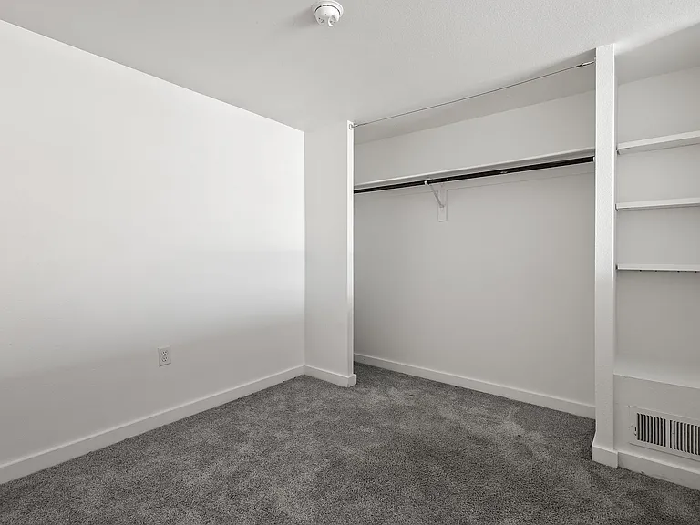 Emerson Lofts — Photo 29