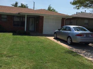 736 NW 1st St, Moore, OK 73160