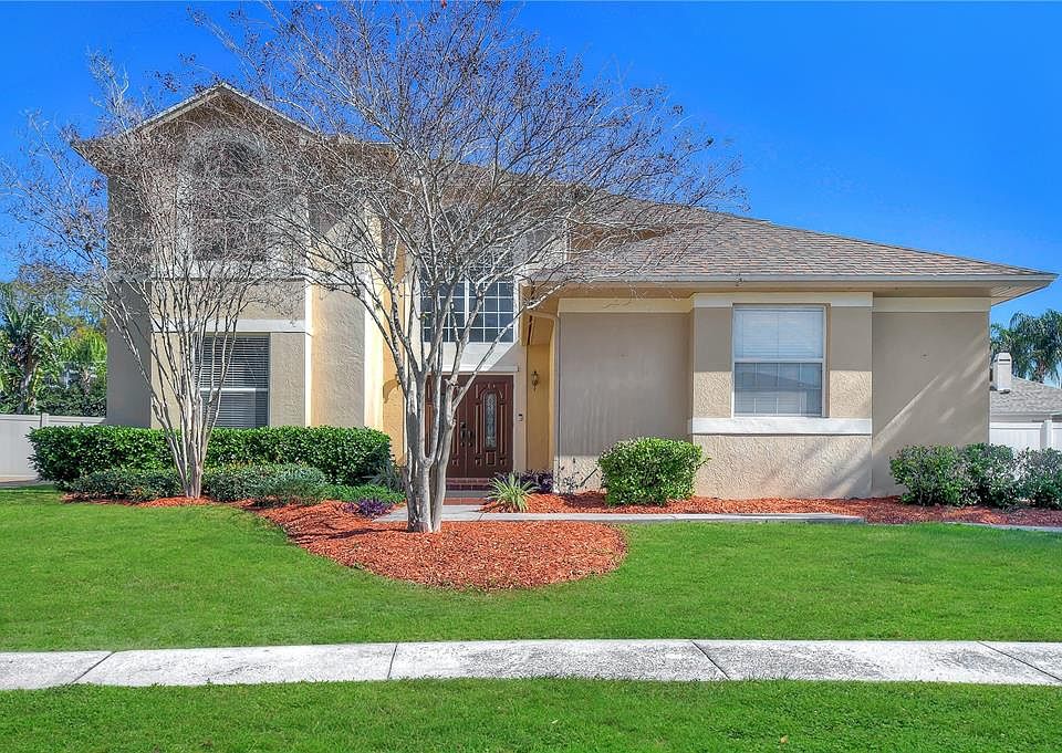 1st image of 811 SANDCASTLE CIRCLE