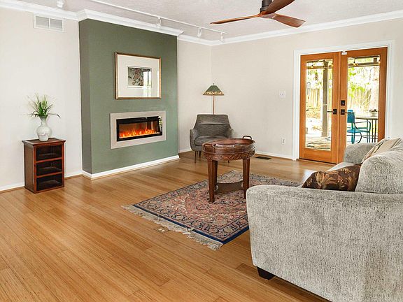 4th image of 2321 E Rechter Rd