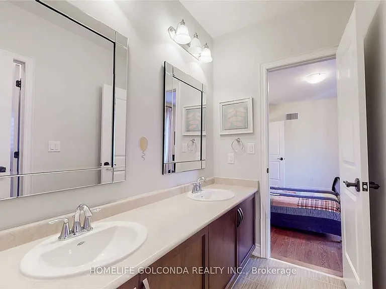 28 Stollery Pond Cres — Photo 27