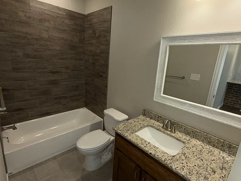 3415 Fenway Cir — Photo 7