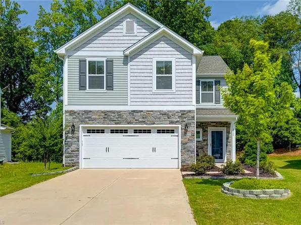 4739 Wesmar Ct, Pfafftown, NC 27040
