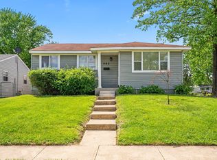 693 Maurine Dr, Columbus, OH 43228