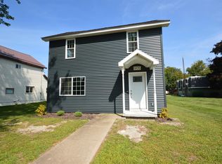 905 Van Buren St, Walkerton, IN 46574