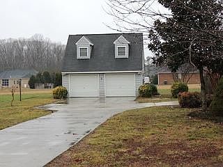 detached garage