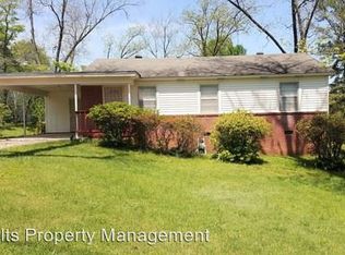 112 S Chilton Cres, Lagrange, GA 30240