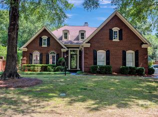7014 Walton Heath Ln, Charlotte, NC 28277