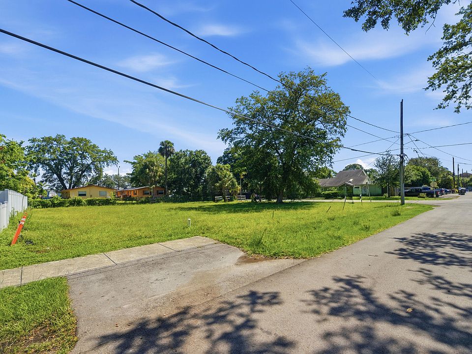 1st image of 1801 SW 21ST Street