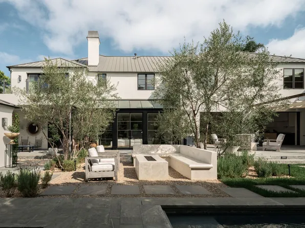 14952 Alva Dr, Pacific Palisades, CA 90272