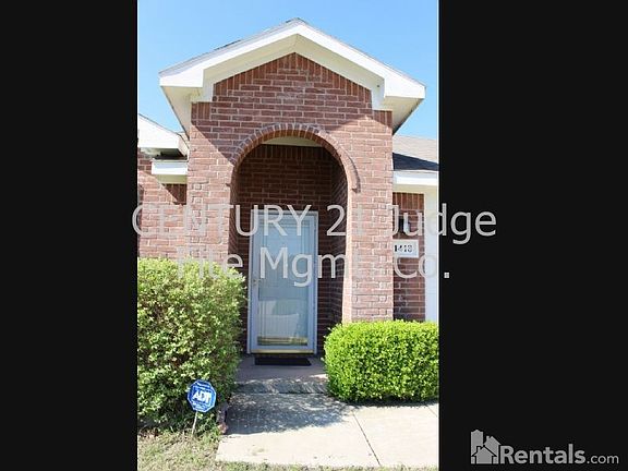 2nd image of 1418 Sax Leigh Dr