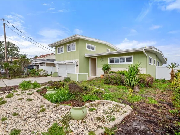 16103 6th St E, Redington Beach, FL 33708