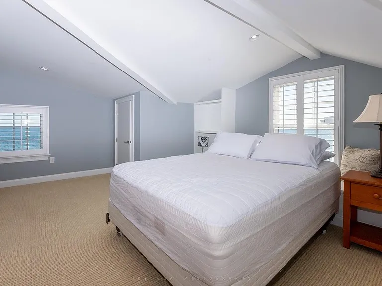 2123 Fairfield Beach Rd — Photo 21