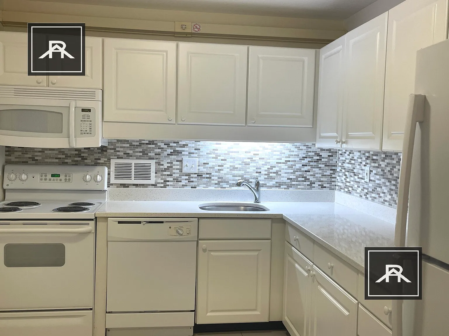 3 bed, 2.0 bath, $5,000 — Photo 4