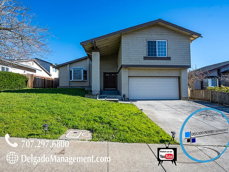 404 Phoenix Cir — Photo 1