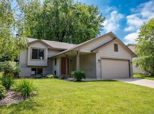1102 33rd St NW, Rochester, MN 55901