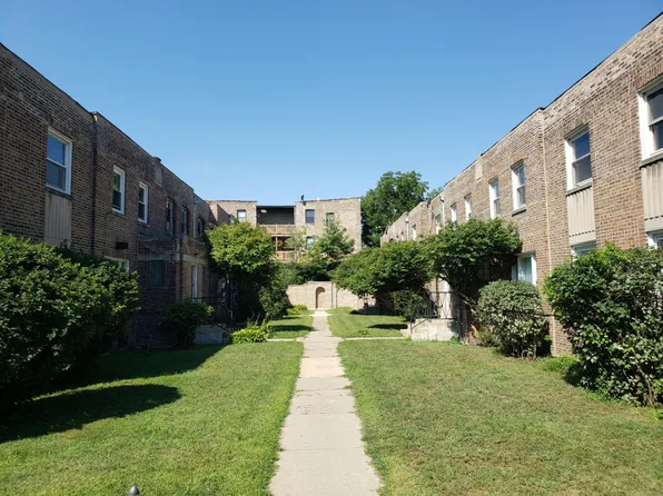 5218 S King Dr APT 2W, Chicago, IL 60615