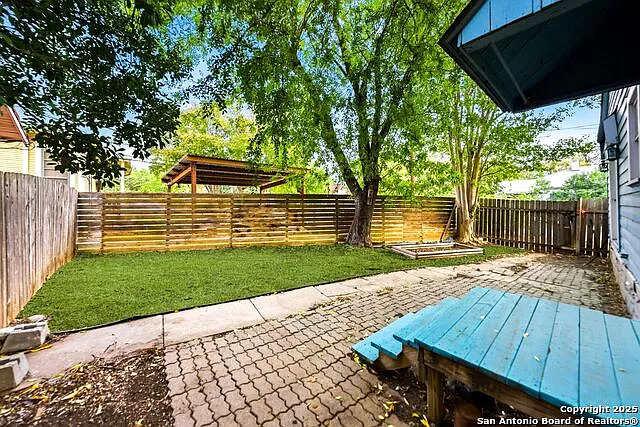 479 E Magnolia Ave — Photo 21