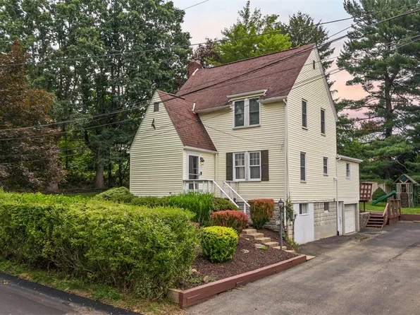 8236 Louise St, Pittsburgh, PA 15237