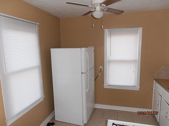 2nd image of 9 Pine Creek Cir
