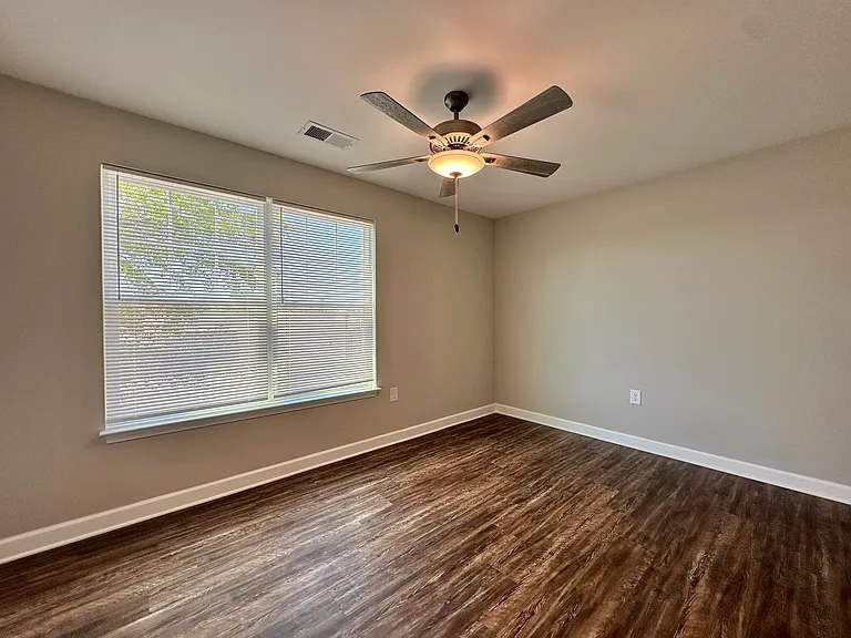 Westbrook Apartments — Photo 14