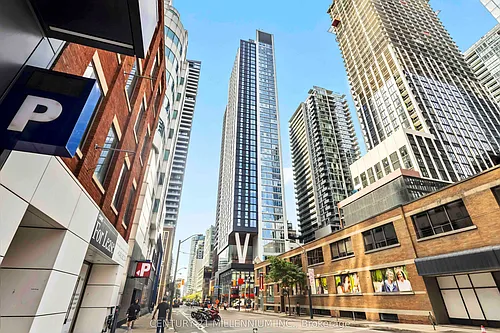 357 King St W Photo 1