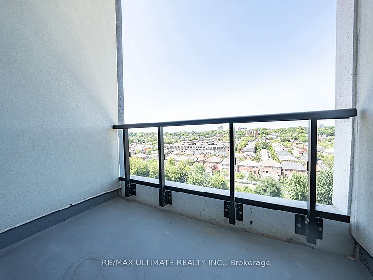 858 Dupont St #Penthouse 16 — Photo 16