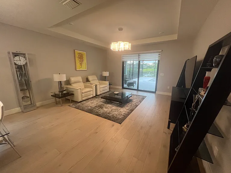 17205 Hadlow Pl — Photo 13