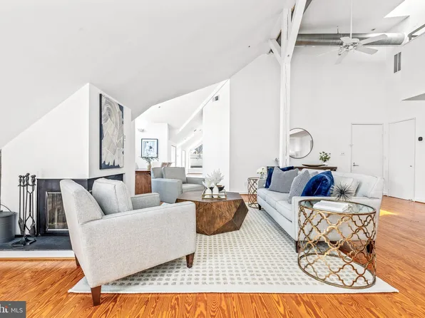2428 17th St NW APT 3N, Washington, DC 20009
