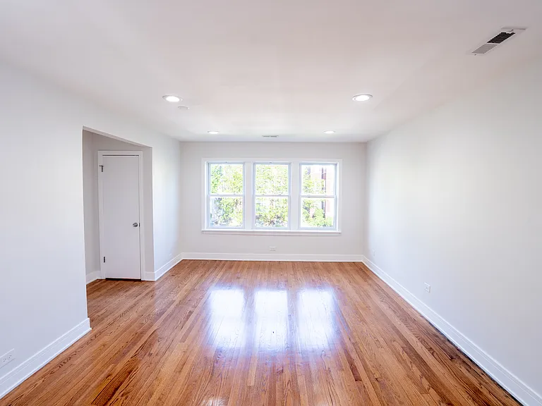 7212 S Euclid Ave #2 — Photo 5